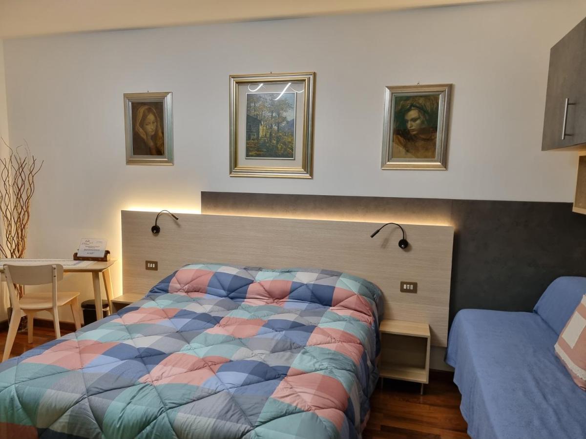 B&B Accanto Al Focolare 2 우디네 외부 사진