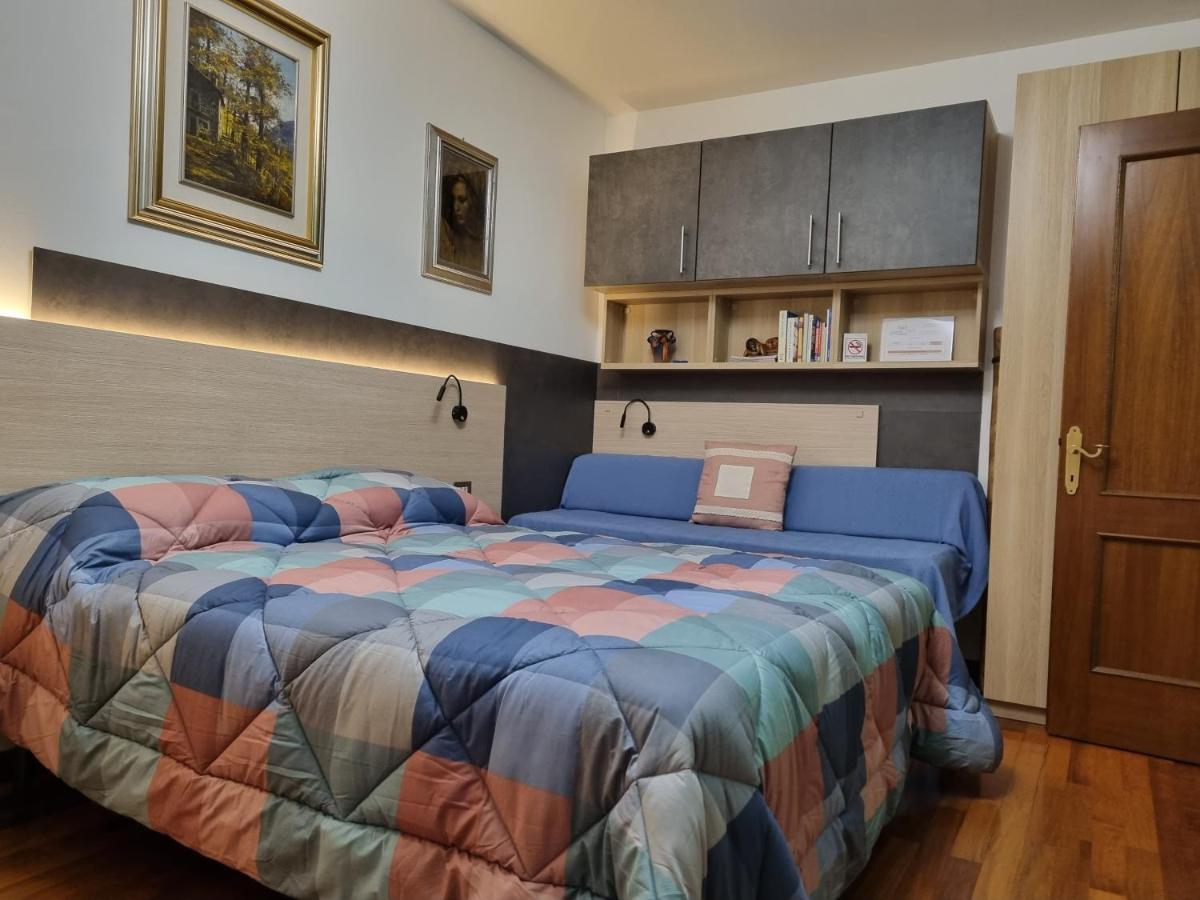 B&B Accanto Al Focolare 2 우디네 외부 사진